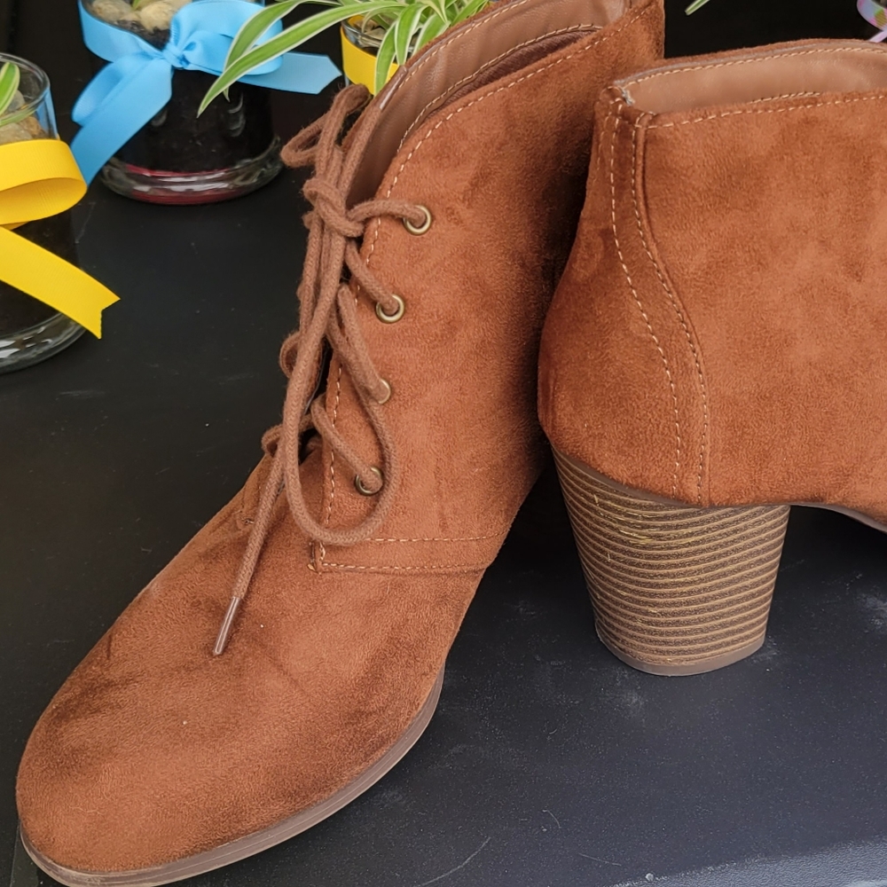 Size 10 Rust Color, Suede like Lace up Booty by YNot?
